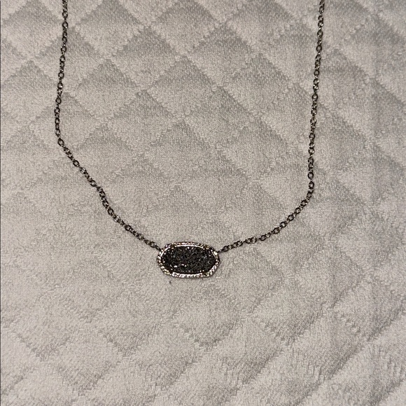 Kendra Scott Elisa Necklace - Picture 2 of 3